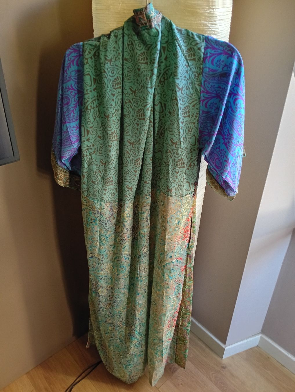 Internationale Kunst: kimono bobo chic deux poche silk/polyester taille unique  – Neu (gemäss Beschreibung) aus Paradiso von NCLaurence 1