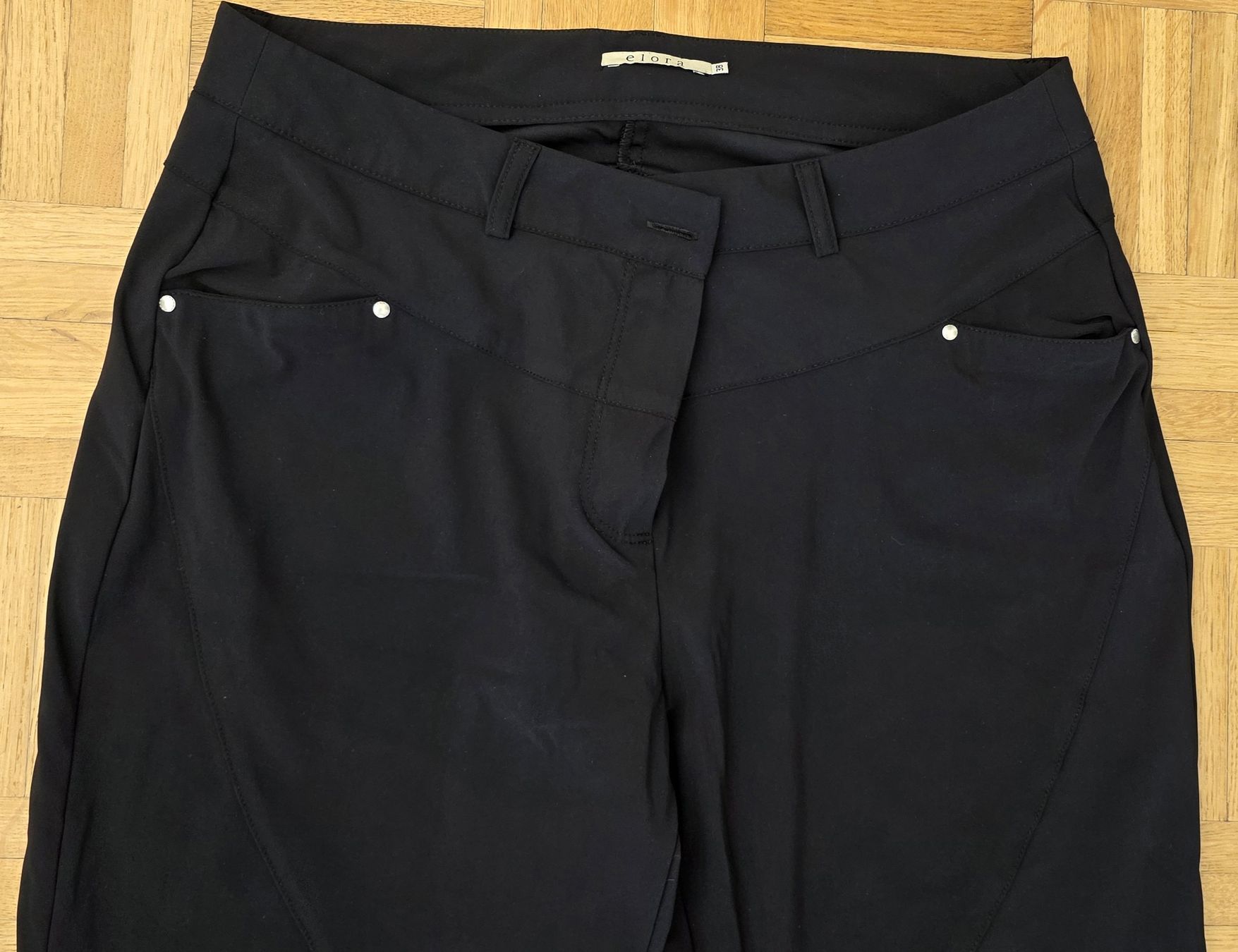 Pantaloni: pantalon noir léger taille 38 – Usato da Yverdon-les-Bains venduto da van_dq65 5