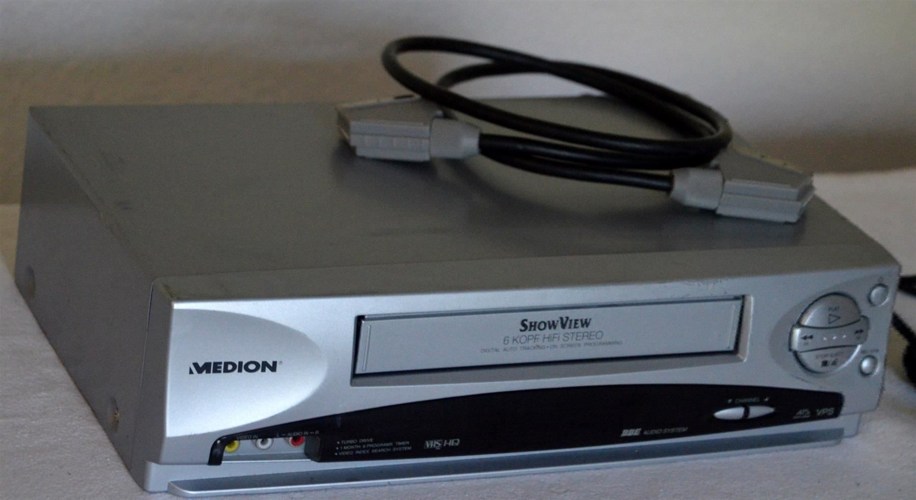 Registratori: Videorecorder VHS Medion MD9023 magnétoscope – Usato da Collonges venduto da arashee 2