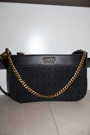 Guess Handtasche, Schwarz mit Goldkette - gebraucht