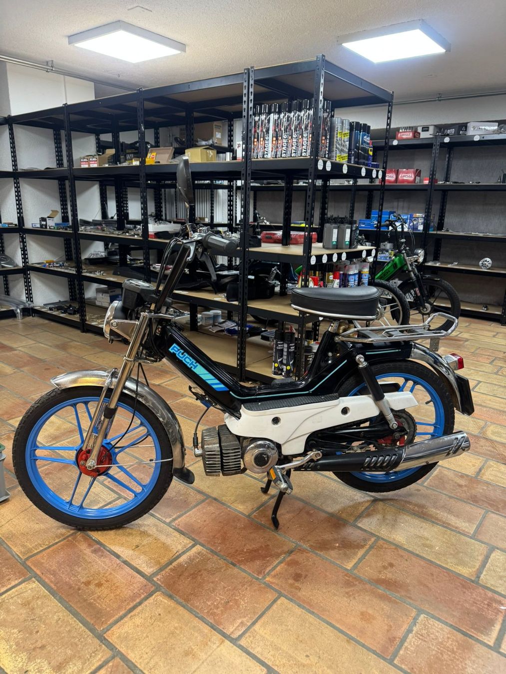 Puch Ciclomotori: Puch Maxi S mit Ausweis – Usato da Schmerikon venduto da Mofaparts