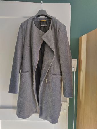 Moderner, eleganter Wollmantel NEU