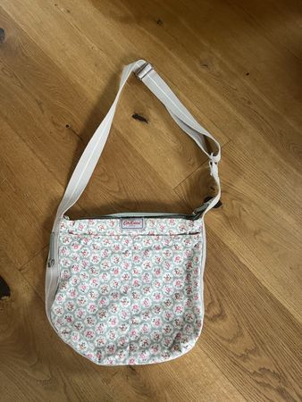 Handtasche