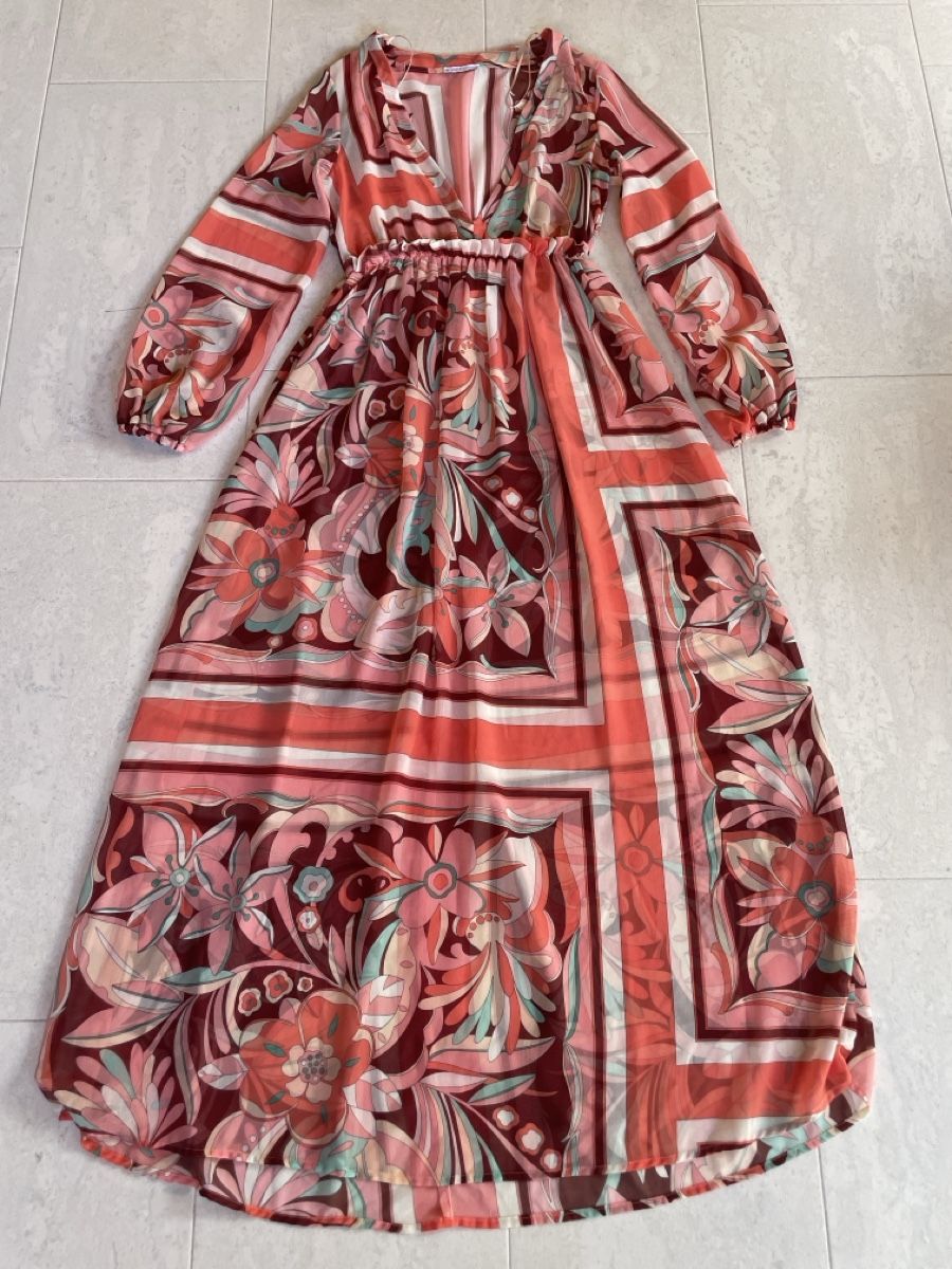 Kleider: Sommerliches Maxikleid mit Blumenmuster, Grösse 38/M – Gebraucht aus Uster von fas_q2ft