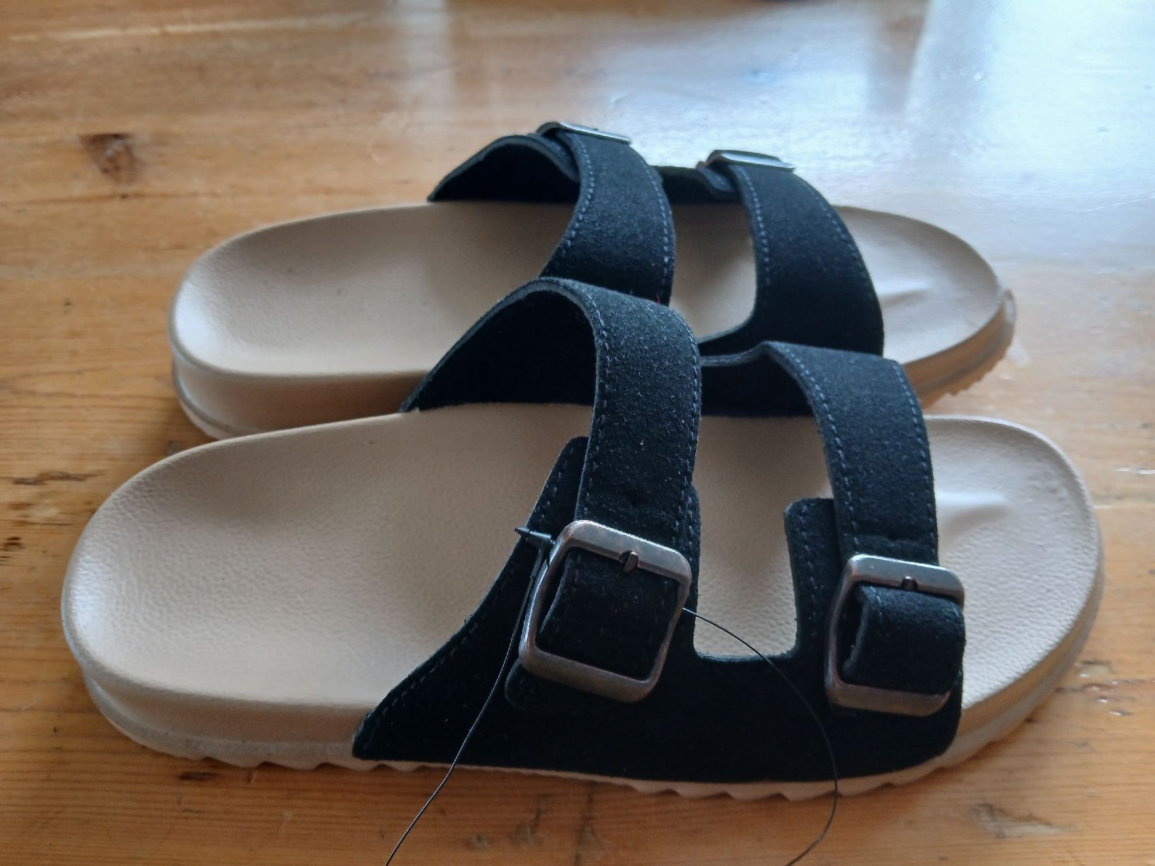 Scarpe da uomo: 1 paire de mules nerves.Taille 41 – Nuovo (secondo la descrizione) da Miecourt venduto da Marly1 1