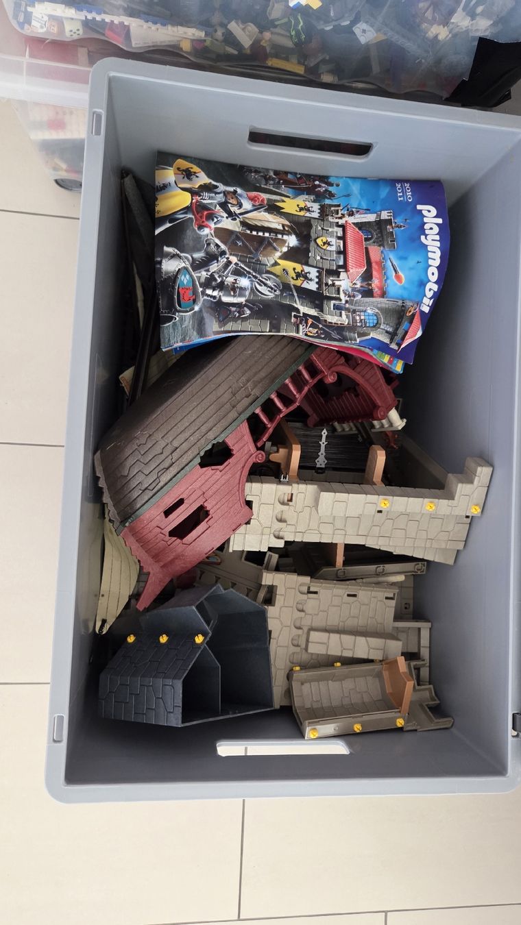 Lego Kit di costruzioni: Lego & Playmobil lot – Usato da Le Pâquier-Montbarry venduto da Gruyere77 2