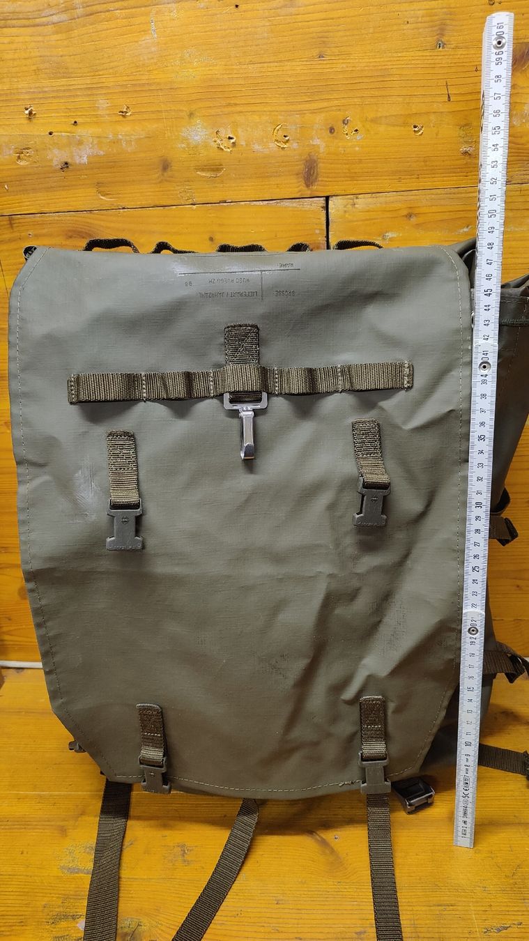 Schweizer Armee Zaini: Schweizer Armee Rucksack wasserfest (L1) – Usato da Neuenhof venduto da bro_9zsg 5