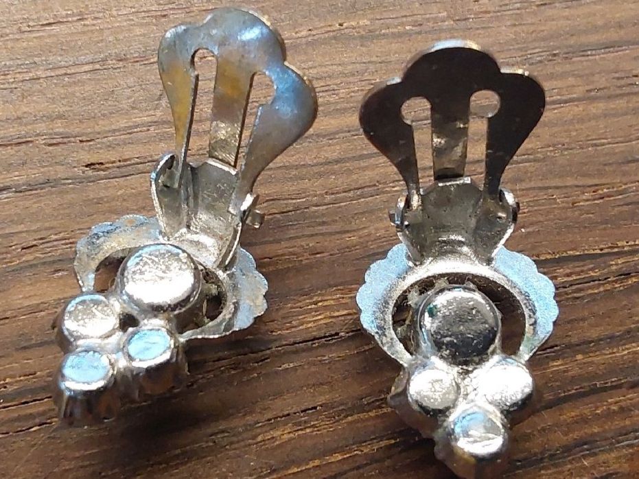 Orecchini pendenti & Orecchini a lobo: Ohrclips Modeschmuck – Usato da Köniz venduto da scopello12 2