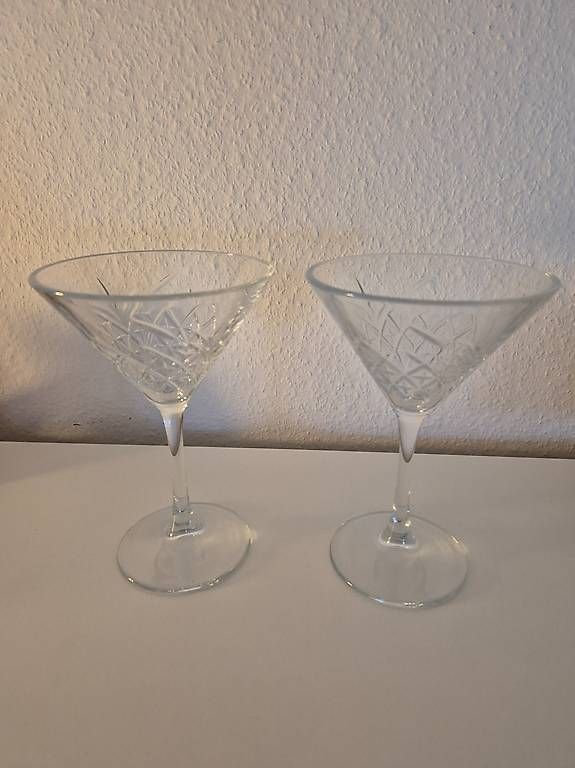Verres: 2 wunderschöne Gläser für ESPRESSO MARTINI – D'occasion à Allschwil par Sandyheart 1