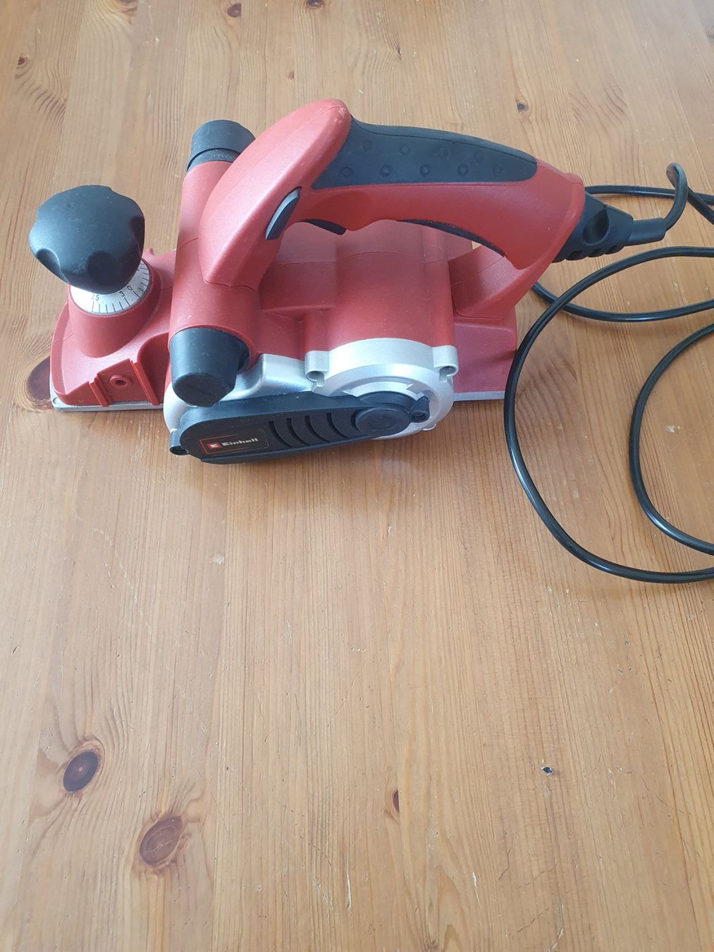 Einhell Tutte le macchine: Elektro-Handhobel Einhell TE-PL 900 – Usato da Wiedlisbach venduto da leiku88