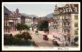 AK Interlaken, Bahnhofstrasse mit Pferdekutschen