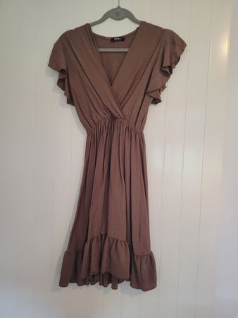 Vestito corto estivo marrone con volant Taglia S usato