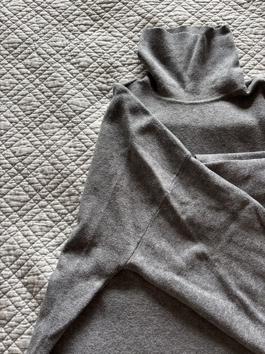 Pulls & Sweat-shirts: Pull col roulé gris – D'occasion à Lausanne par shabnam.t 2