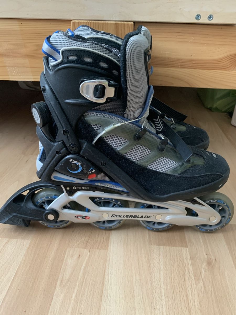 Pattini in linea & Pattini a rotelle: Rollerblade Aero 9W Inlineskates Gr. 40.5 + Schoner – Usato da Zürich venduto da RoNa0701 1