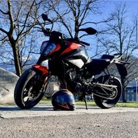 KTM 890 Duke L - Naked Bike