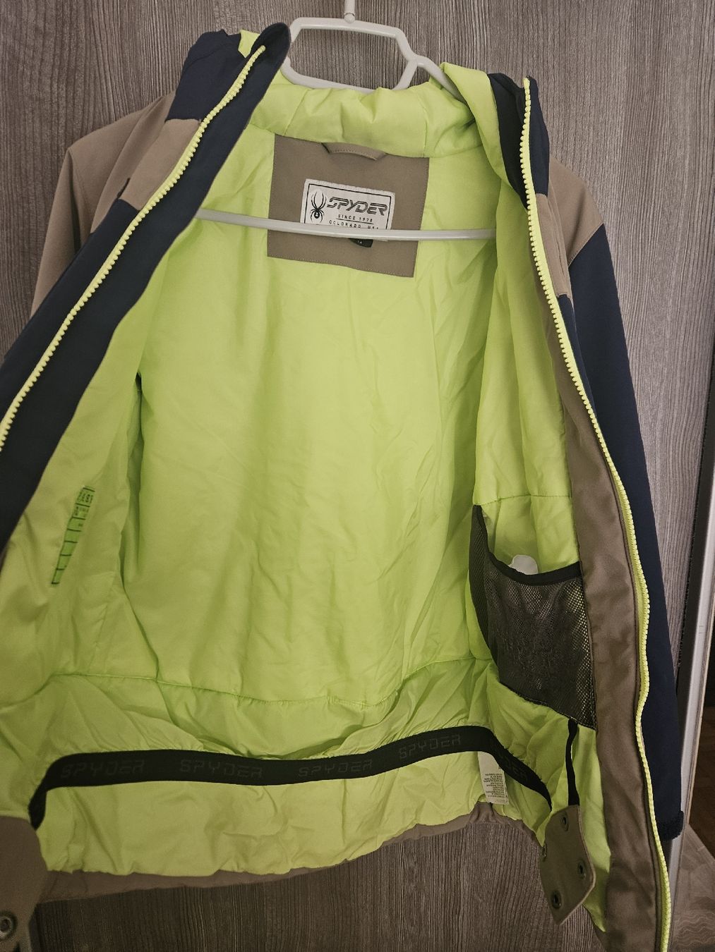 Skis: veste ski – Neu (gemäss Beschreibung) aus Chêne-Bourg von gab_7cg8 4