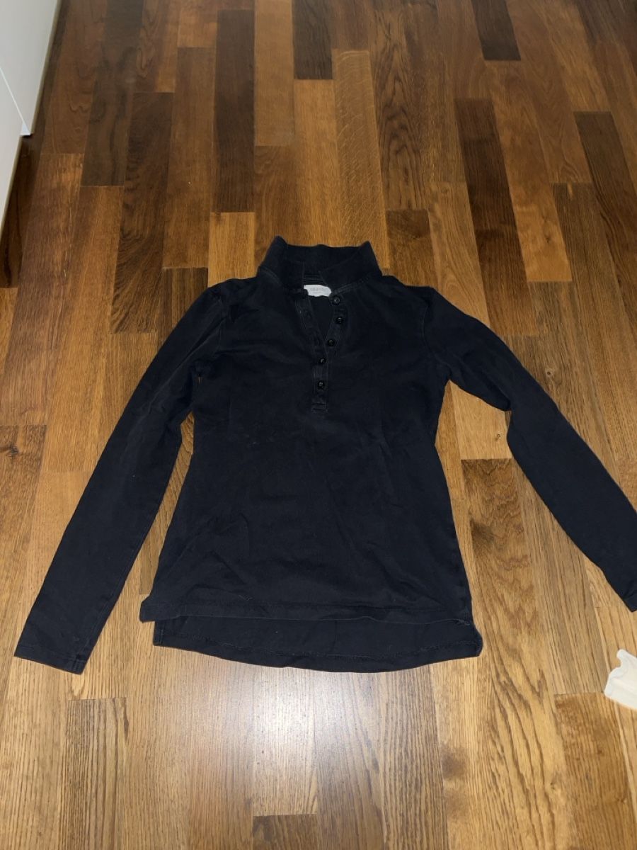 Kleiderpakete: Langarmshirts / Pullover Damen verschiedene Farben  – Gebraucht aus Stallikon von Danisibu 1