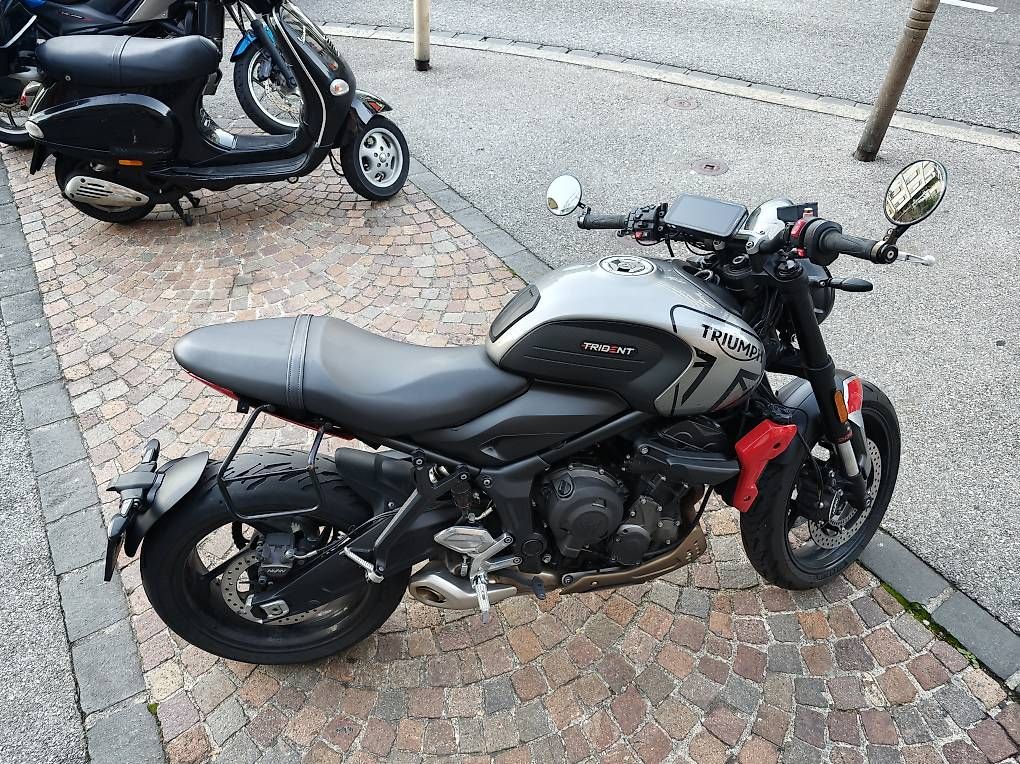 Strada: Triumph trident 660 full equiped – Usato da Lausanne venduto da Ronoway01 3
