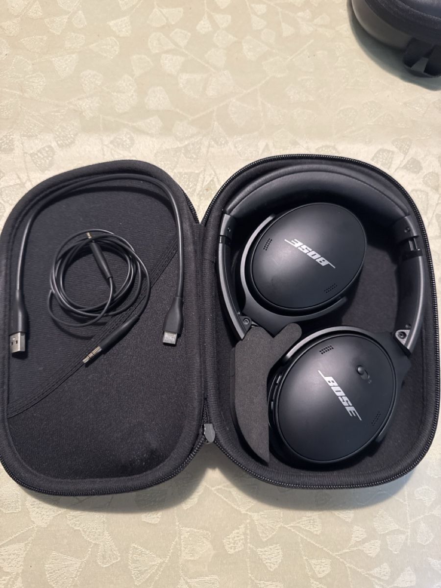 Bose Kopfhörer: Bose QC 45 lll – Gebraucht aus Meggen von Caarter