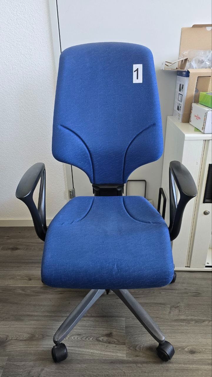 Giroflex Chaises: Giroflex 64 Bürostuhl - 1 – D'occasion à Winterthur par aredo 2