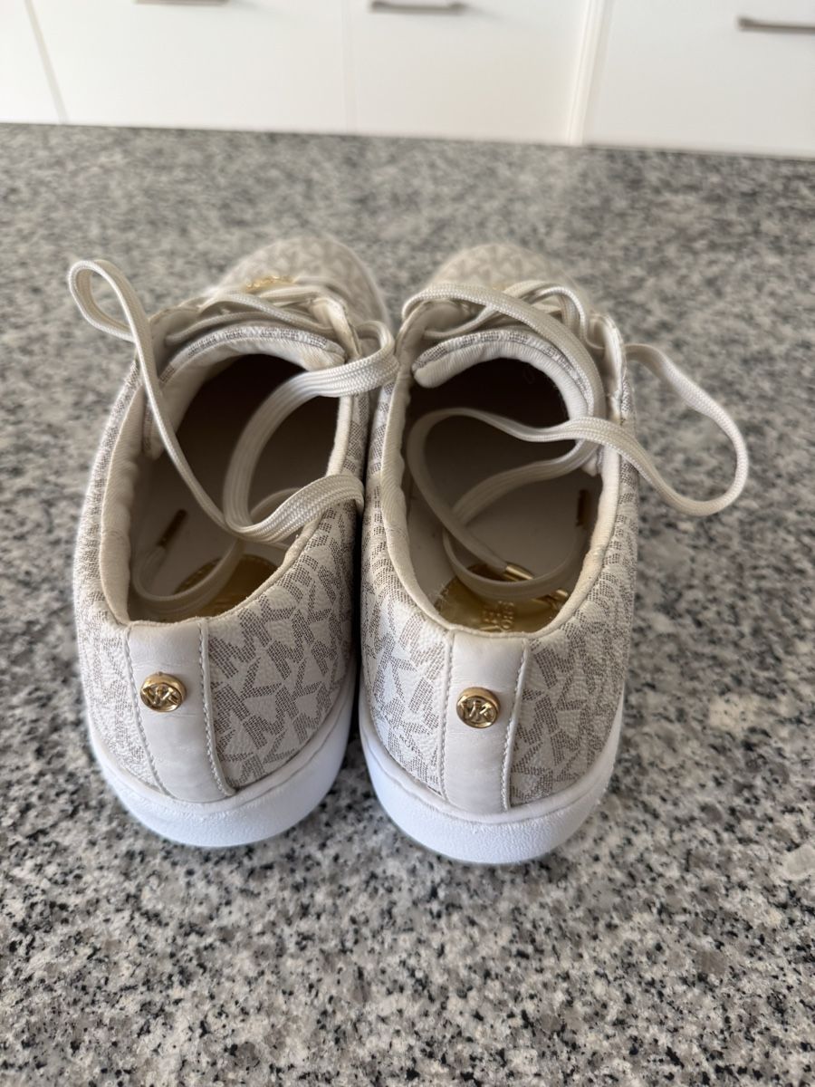 Michael Kors Damenschuhe: Michael Kors Sneakers,  Grösse 38.5 – Gebraucht aus Kilchberg ZH von Shu01 2