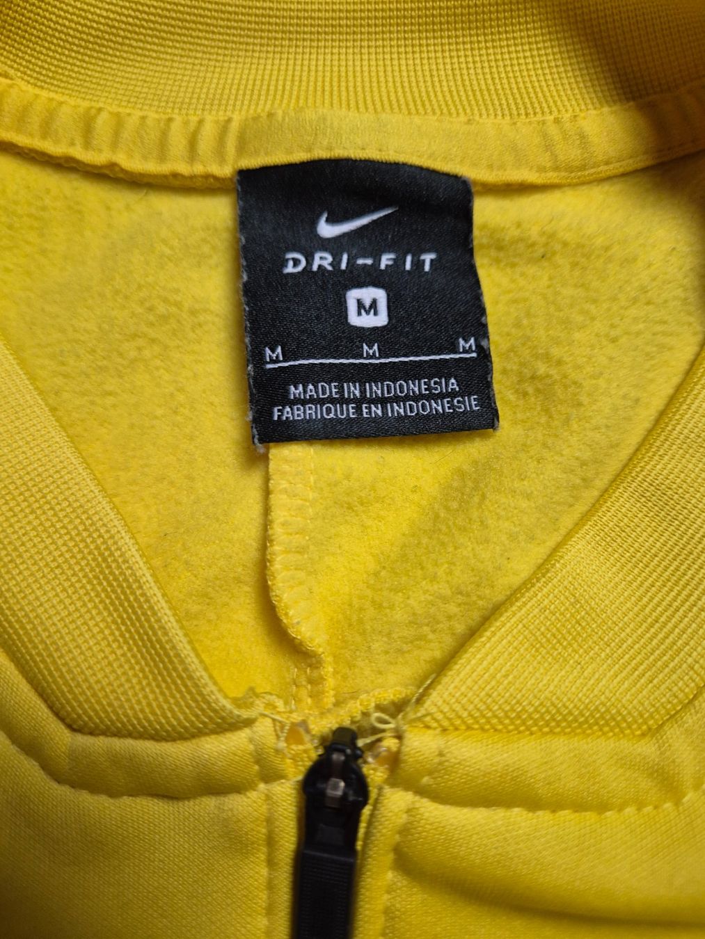 Nike Giacche: Nike 2018 Brasilien Anthem Jacke Gr. M – Nuovo (secondo la descrizione) da St. Gallen venduto da CaliSunshine 4