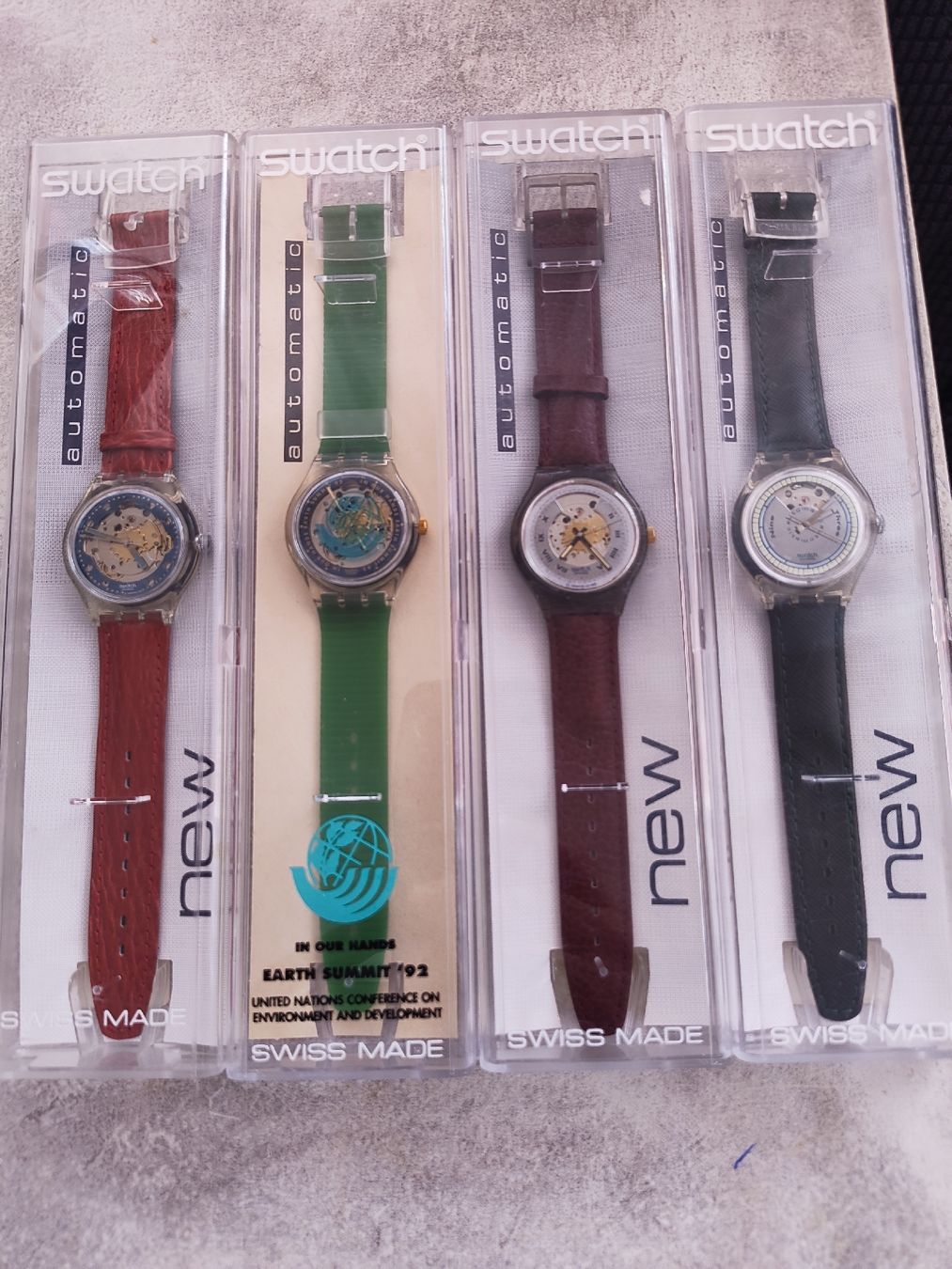 Swatch Orologi: vend montre swatches  – Nuovo (secondo la descrizione) da Vevey venduto da tah_fr67