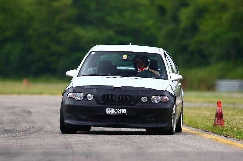 Alle Autoersatzteile: STEIN-SCHLAG-SCHUTZ  BMW Z 3  BMW E46 COMPACT – Gebraucht aus Spiez von 7Sevenup 1