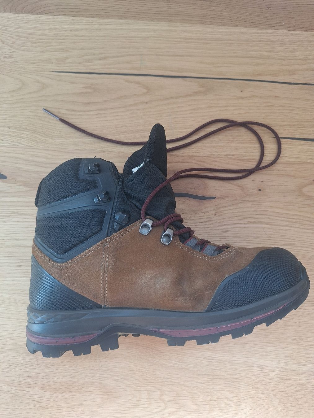 Decathlon Scarpe da donna: chaussures de randonnée décathlon 40 – Usato da Vicques venduto da Mayou.chap67 2