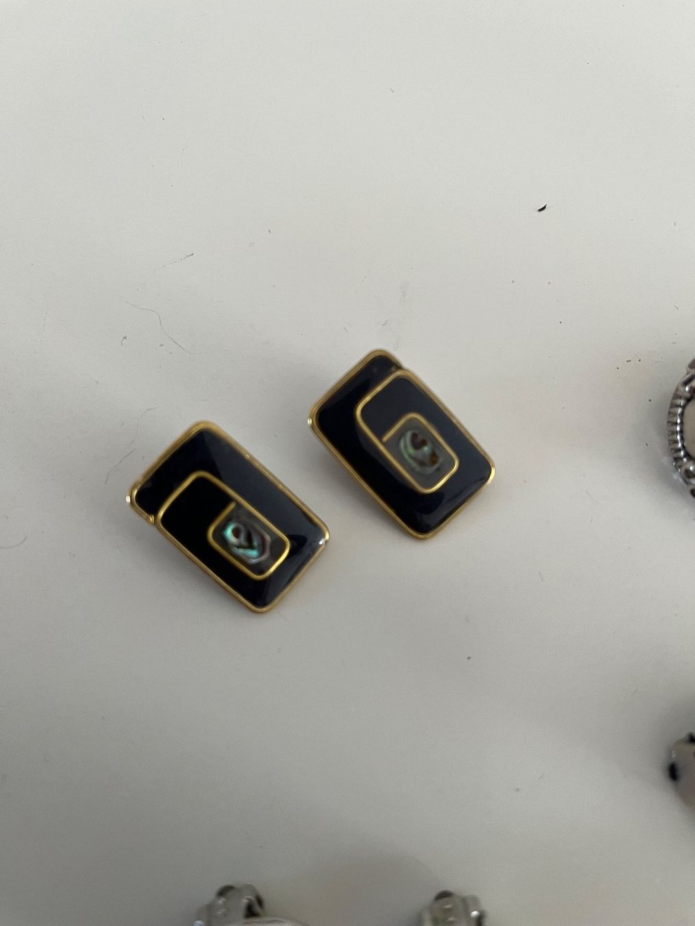 Ohrringe & -stecker: Vintage Ohrclips und Brosche – Gebraucht aus Wetzikon ZH von seli03 1