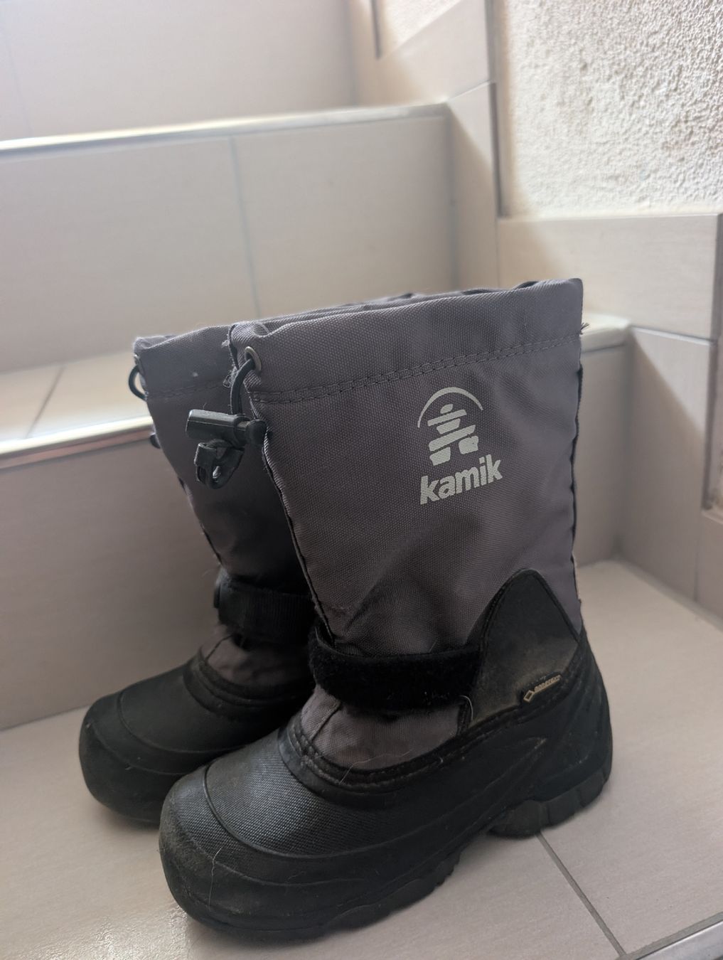 Kamik Chaussures garçon: kamik Winterstiefel Gr.31 – D'occasion à Islikon par Ytinirt