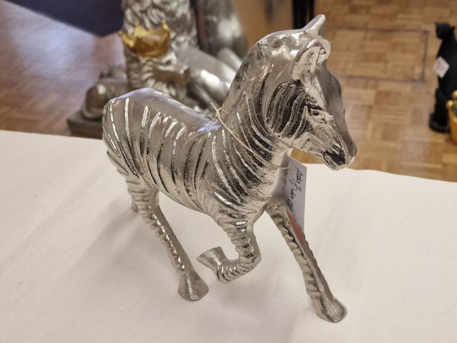 Statuette: Deko Zebra aus Aluminium – Nuovo e nell'imballaggio originale da Schaffhausen venduto da AtelierPudesco 3
