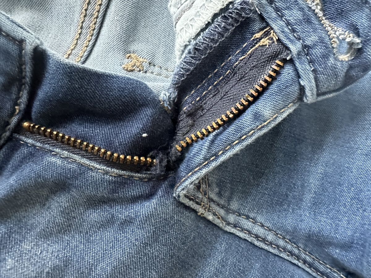 Lee Jeans: Lee Jeans 27/31 – Usato da Russikon venduto da sabi020 1