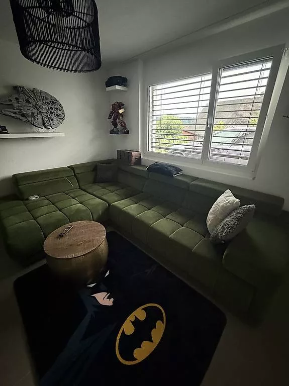 Sofas: Ecksofa + Hocker – D'occasion à Hüntwangen par sue_72p6 2