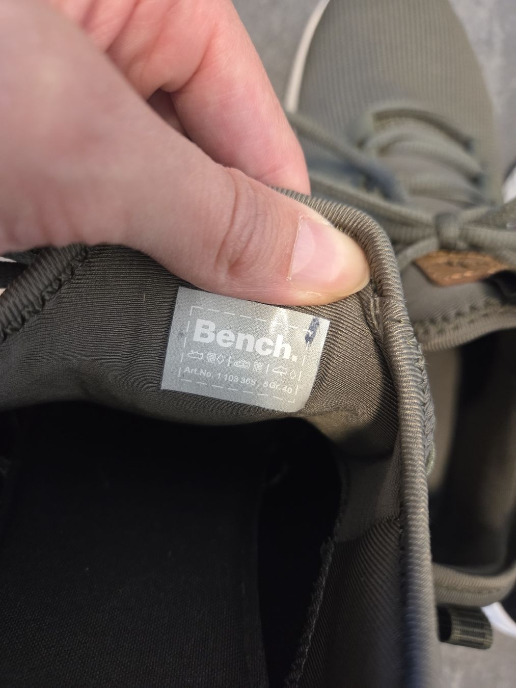 Bench Scarpe da donna: Bench Sneaker Grösse 40 – Usato da Reichenburg venduto da gin15 4