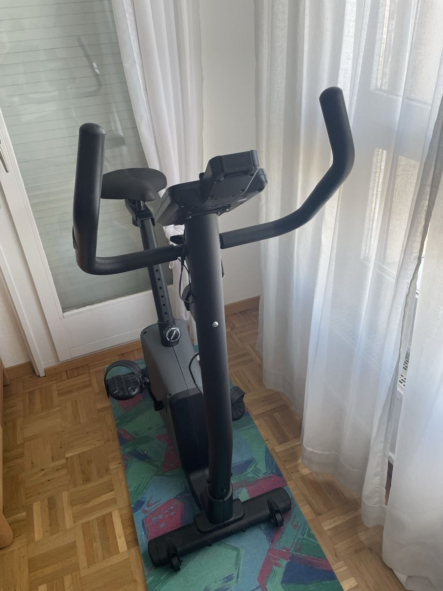 Aldi Hometrainer: CRANE vélo d’appartement – Neu (gemäss Beschreibung) aus Ecublens VD von ann_6xsn 1