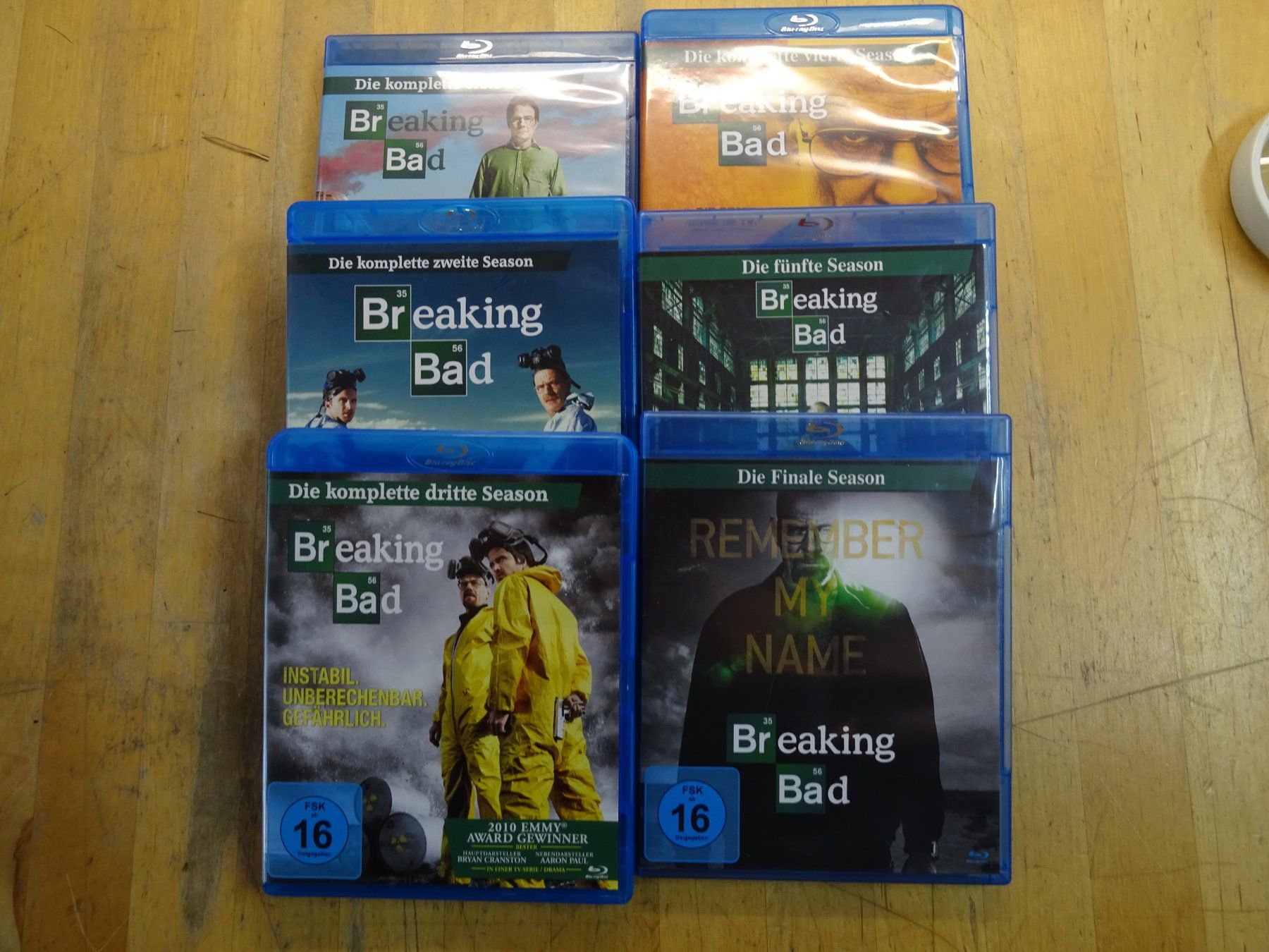 : Breaking Bad komplette Staffel Blu Ray 1-6 – Usato da Wohlen AG venduto da Bricktoys