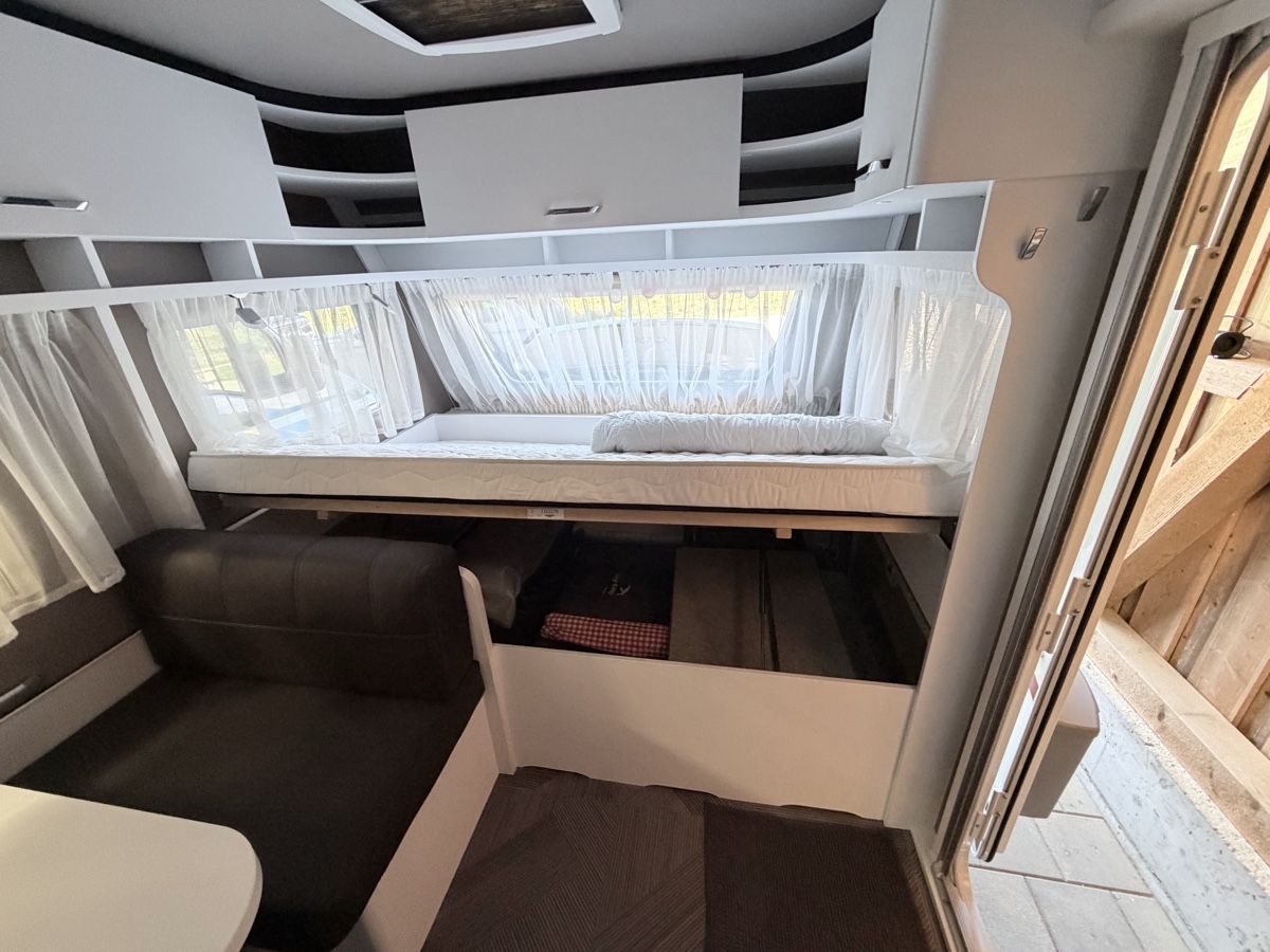 Dethleffs Camping Fahrzeuge: Wohnwagen Dethleffs  – Gebraucht aus Lyss von Wolfssquaw 5