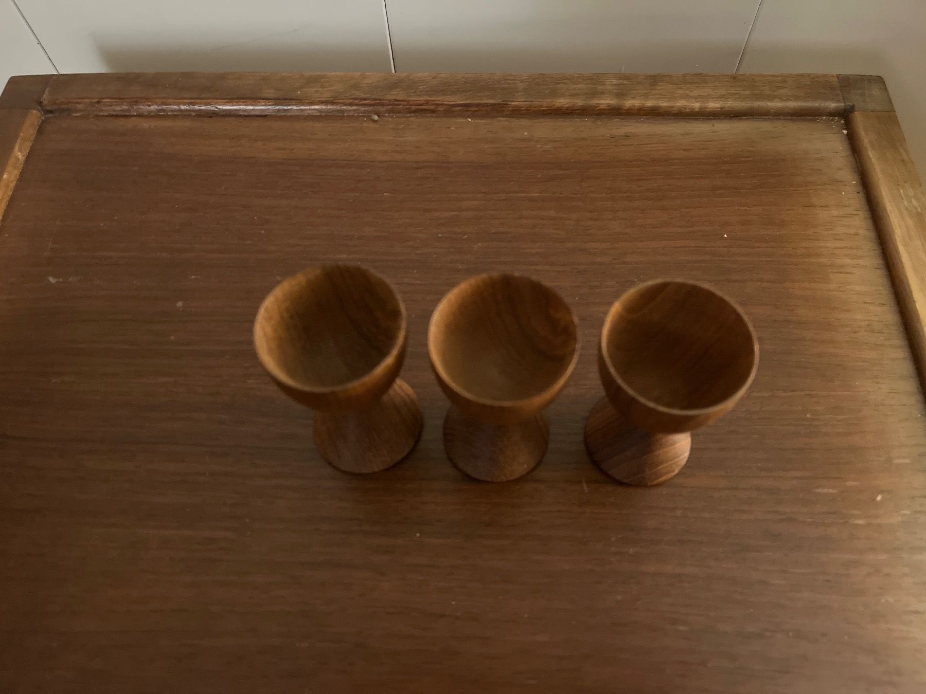 Sonstiges Geschirr: Design Eierbecher Teakholz – Gebraucht aus Niederurnen von gebrauchtbrauchbar 1