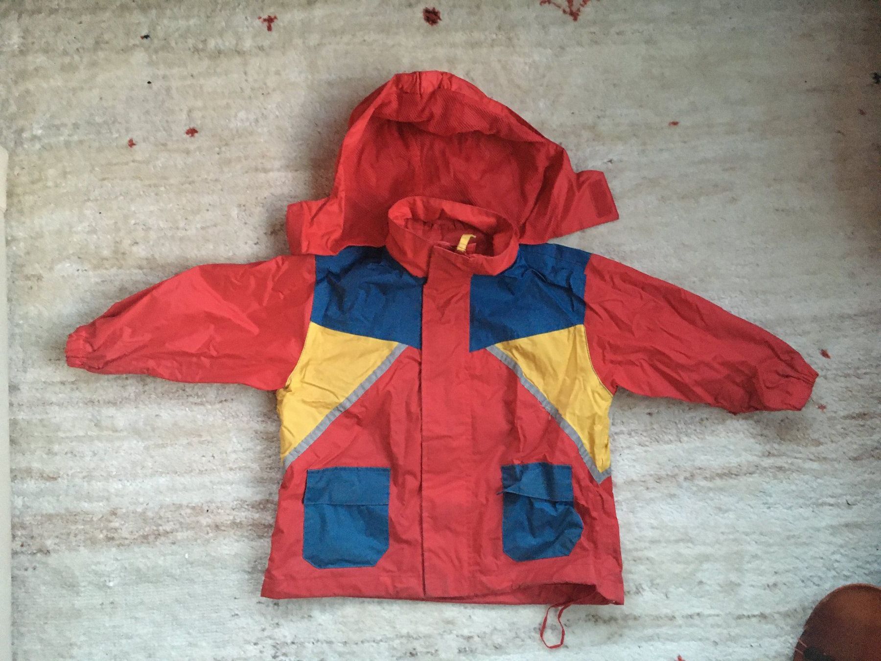Giacche & Cappotti: Regenjacke Gr. 98 – Usato da Zürich venduto da Anatas1