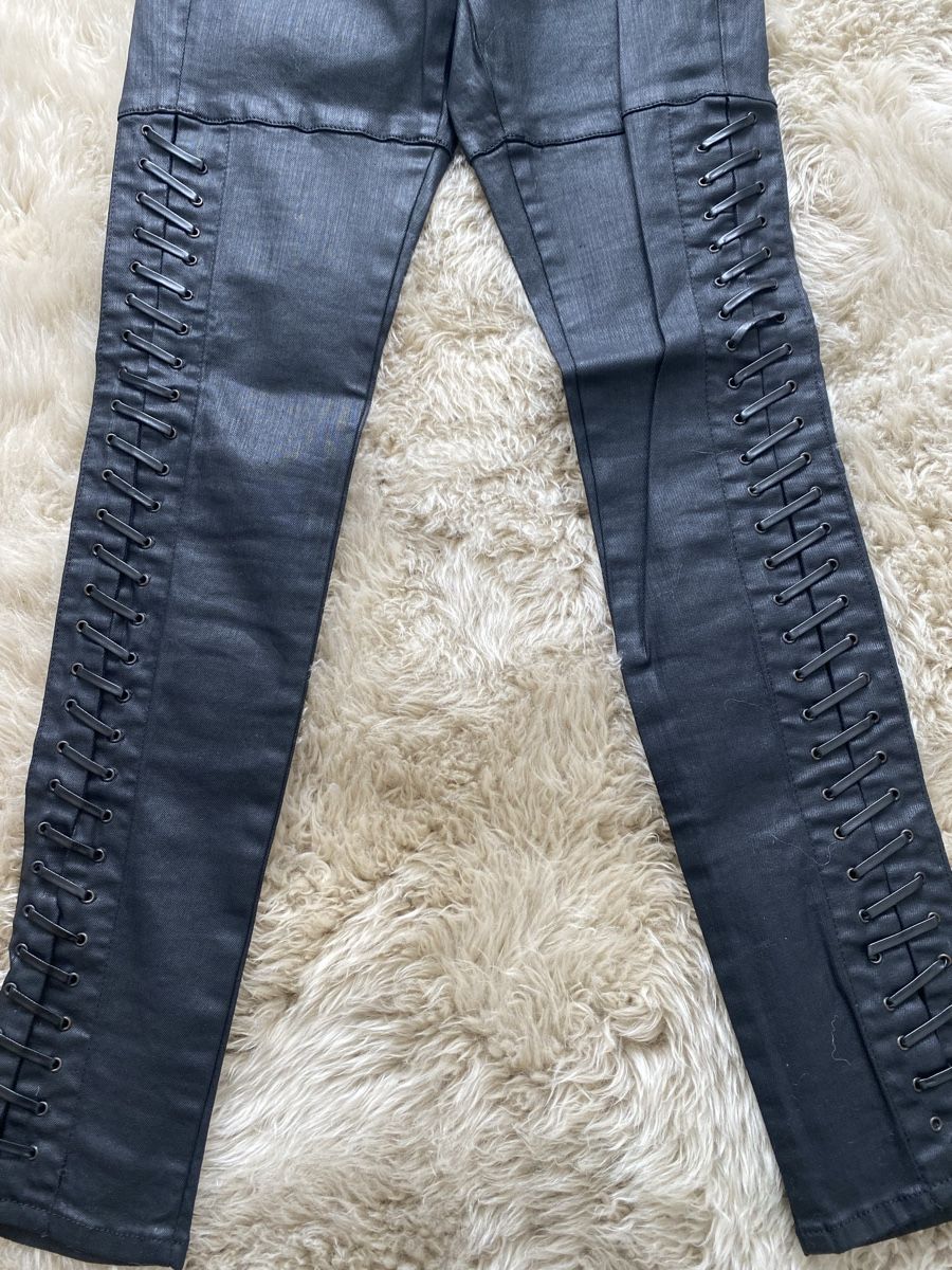 Guess Pantalons: Guees Damen Hose elastisch neu – Neuf avec emballage d'origine à Rorschach par lvi_p29s 1