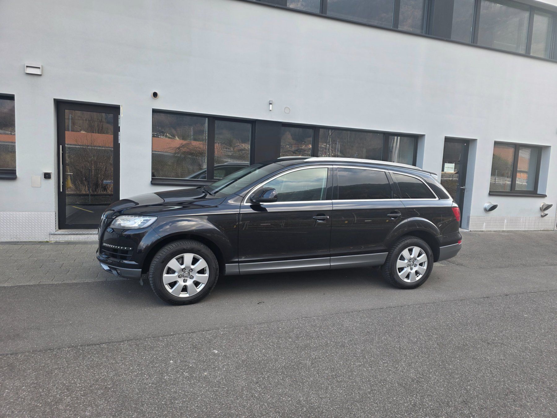 Audi Automobili: Audi q7 3.0 tdi – Usato da Interlaken venduto da DJSasa 1