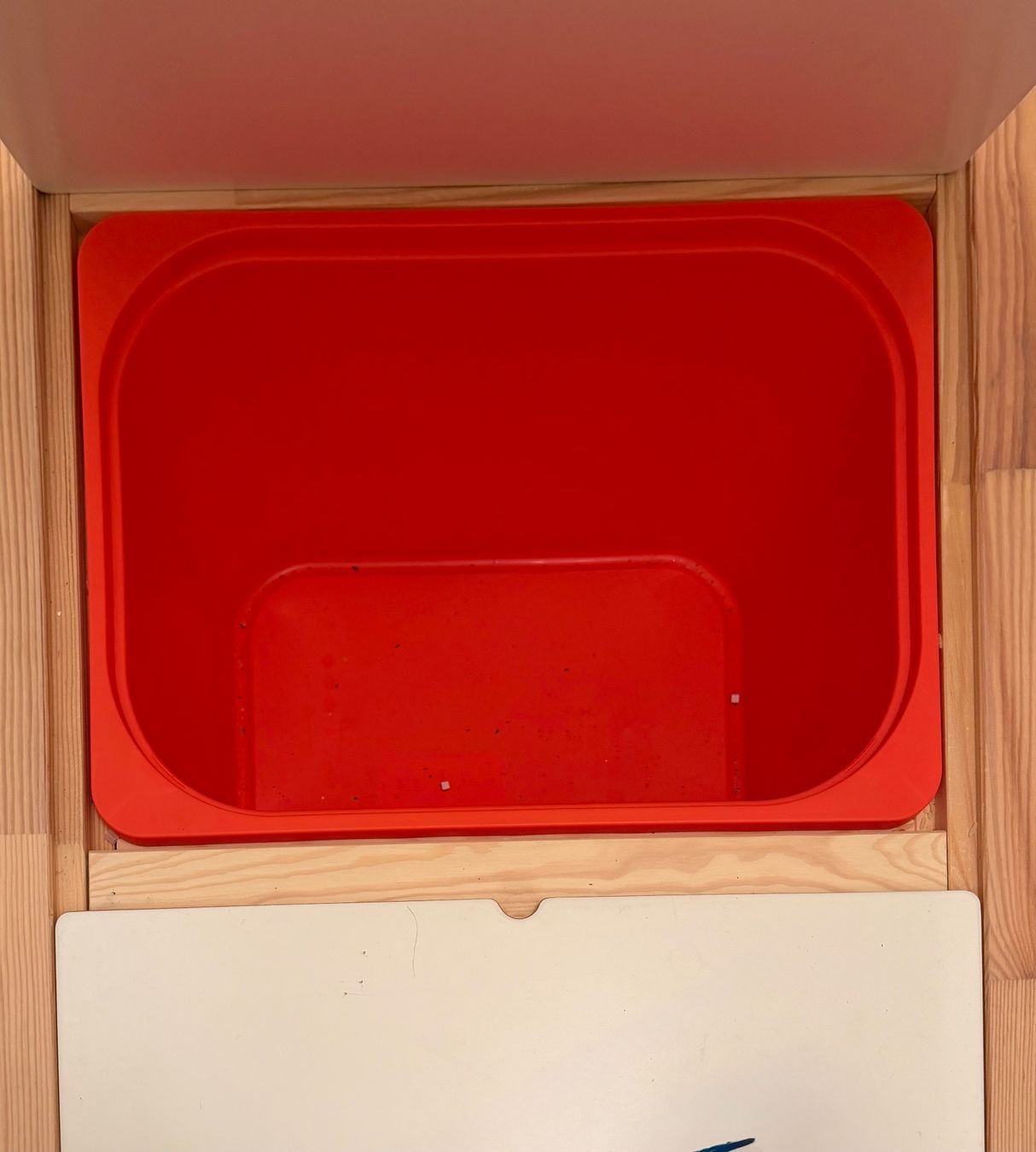 Ikea Tischset: Table enfant avec 2 tabourets et bacs derangement – Gebraucht aus Plan-les-Ouates von jac_8n8y 3