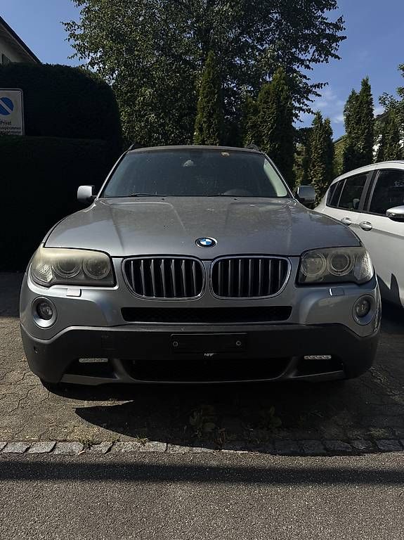 Autos: BMW X3 xDrive Export – D'occasion à Pratteln par Izabela._.