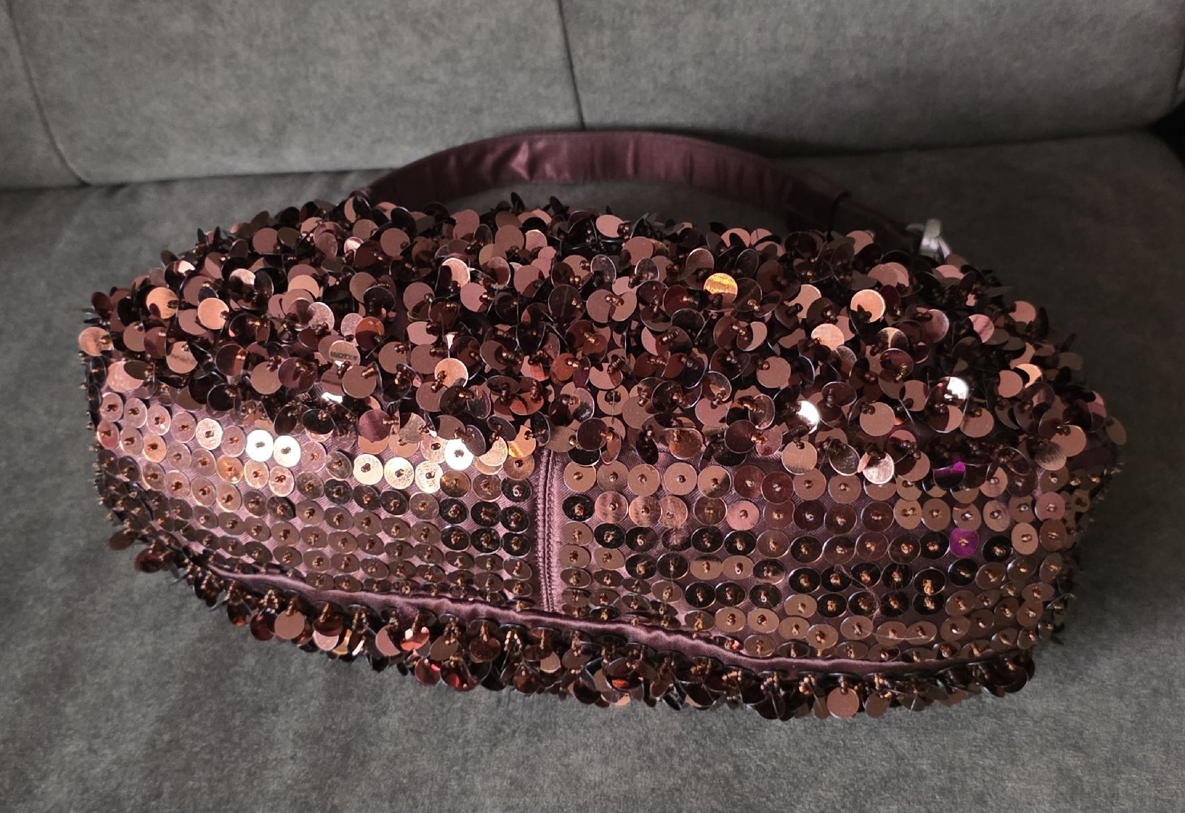 Borse da donna: Wunderschöne Handtasche mit Pailletten, Braun - gebraucht – Usato da Rheinsulz venduto da Gilea 3
