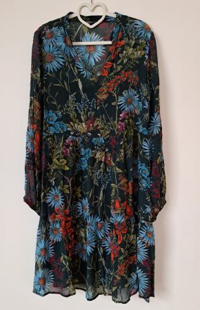 Schönes NILE Sommerkleid mit Blumenmuster, Grösse S,    NEU