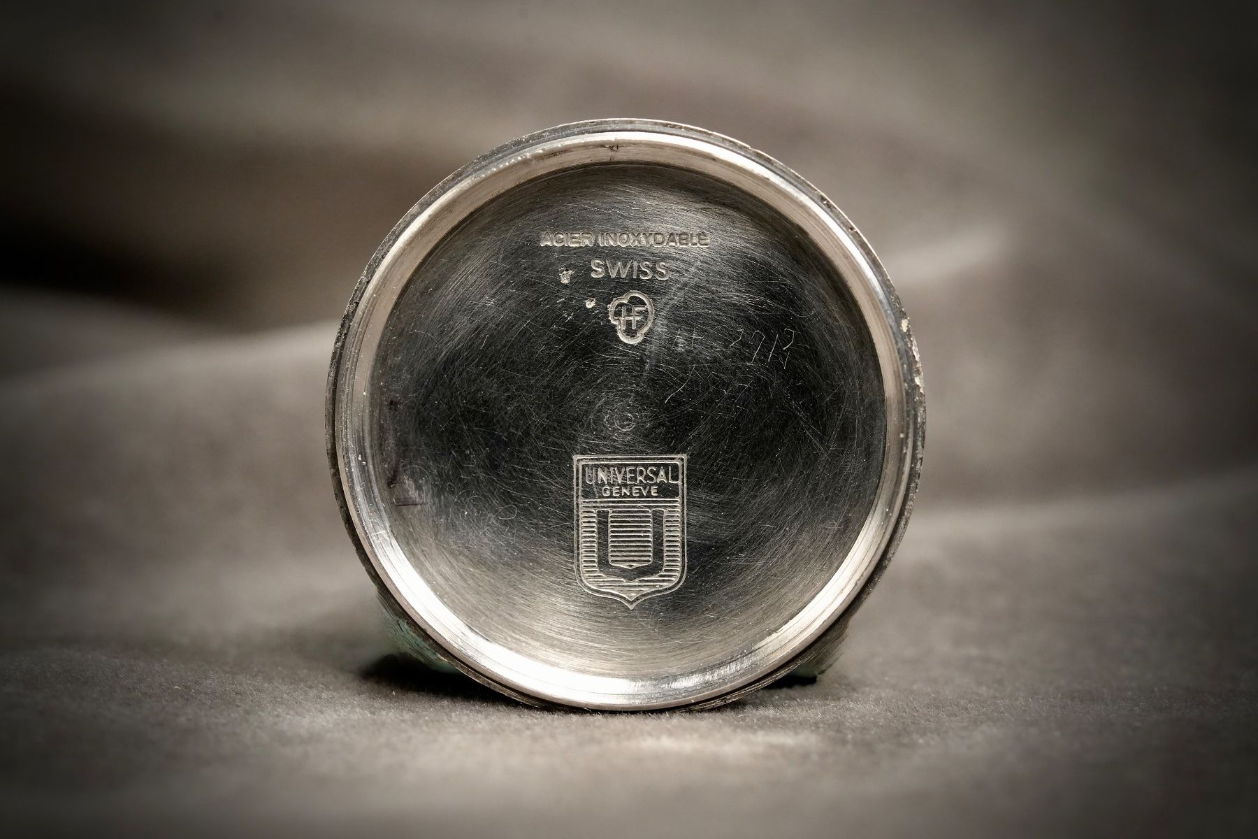 Universal Genève Orologi: Universal Geneve - Polerouter Un-Eraseable Dial Steel UG215 – Usato da Morcote venduto da chronoservice 5