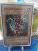 Yu-Gi-Oh Karte Amazonische Schwertkämpferin DR1-DE118