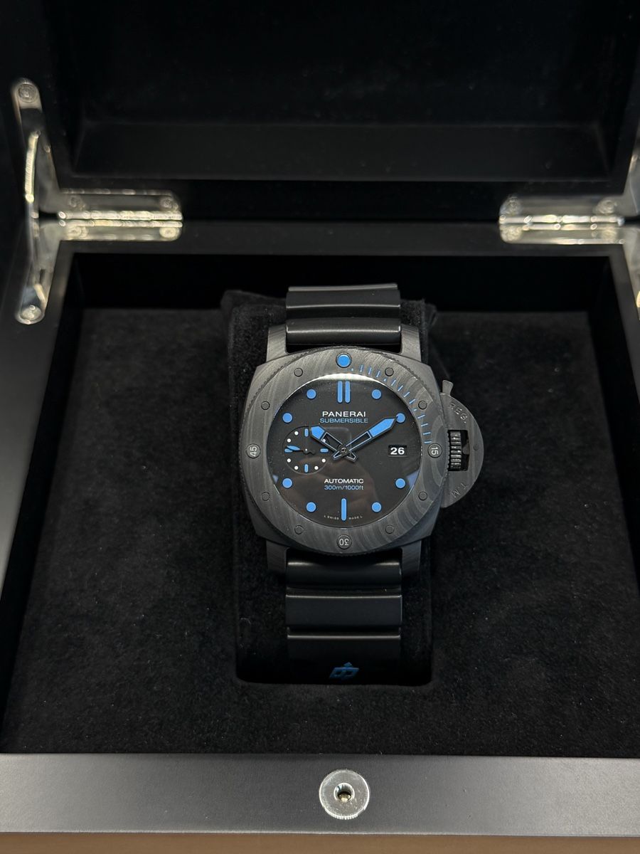 Panerai Orologi: Panerai Submersible Carbotech 47mm – Usato da Zürich venduto da Centralwatches