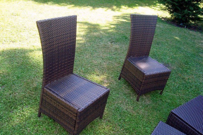 Set di tavolo e panche: Gartensitzgruppe / Gartensitzgarnitur / Gartenstühle /Lounge – Usato da Stehrenberg venduto da AB-C 1
